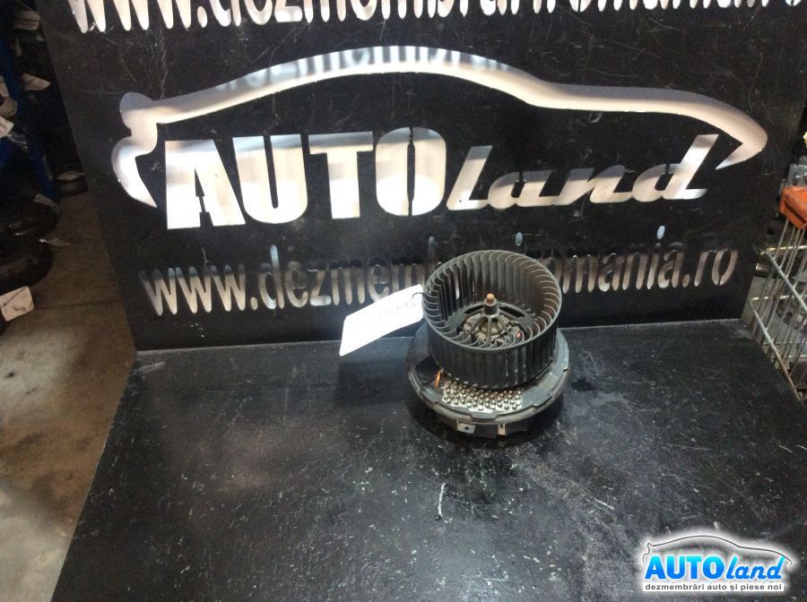 Aeroterma (Ventilator Habitaclu Incalzire) VOLKSWAGEN GOLF V (1K1) 2003-2025 Cod 1K1820015E