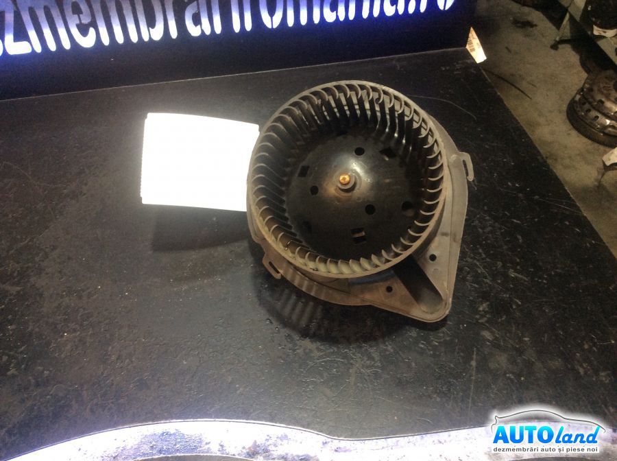 Aeroterma (Ventilator Habitaclu Incalzire) VOLKSWAGEN TRANSPORTER IV bus (70XB,70XC,7DB,7DW) 1990-2003