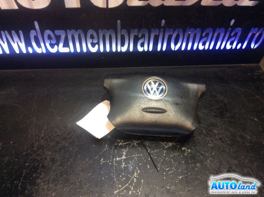 Airbag VOLKSWAGEN GOLF IV (1J1) 1997-2005 Cod 3B0880201AN