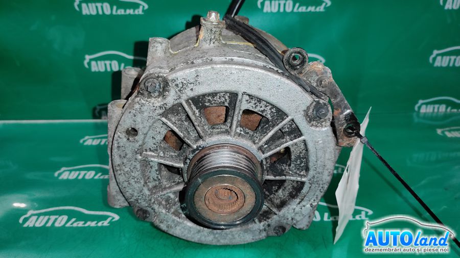 Alternator MERCEDES-BENZ C-CLASS (W203) 2000-2025 Cod A0001501750