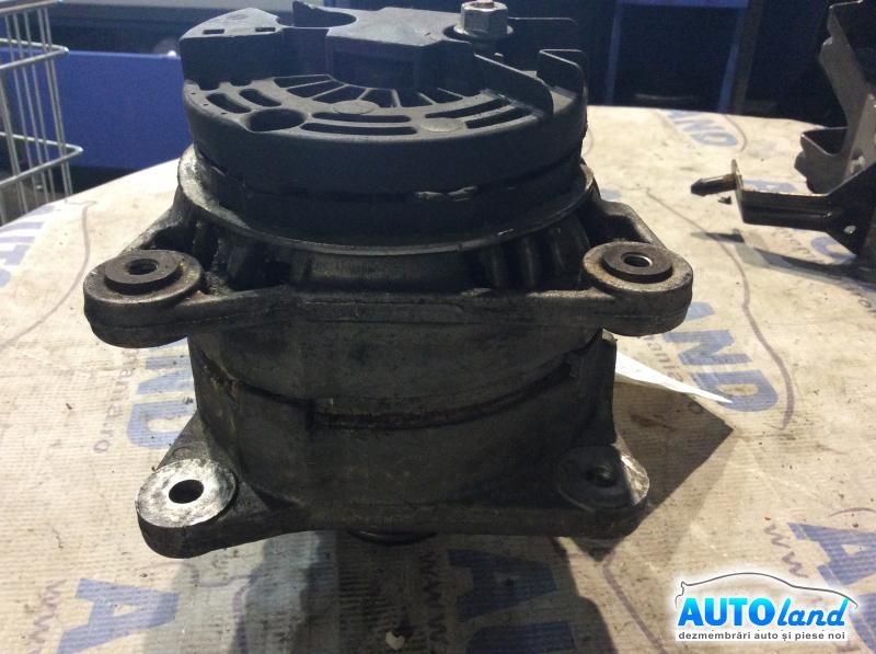 Alternator RENAULT CLIO III (BR0/1,CR0/1) 2005-2025 Cod 8200660033