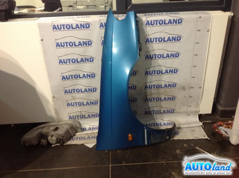 Aripa fata Dreapta HYUNDAI LANTRA I (J-1) 1990-1995