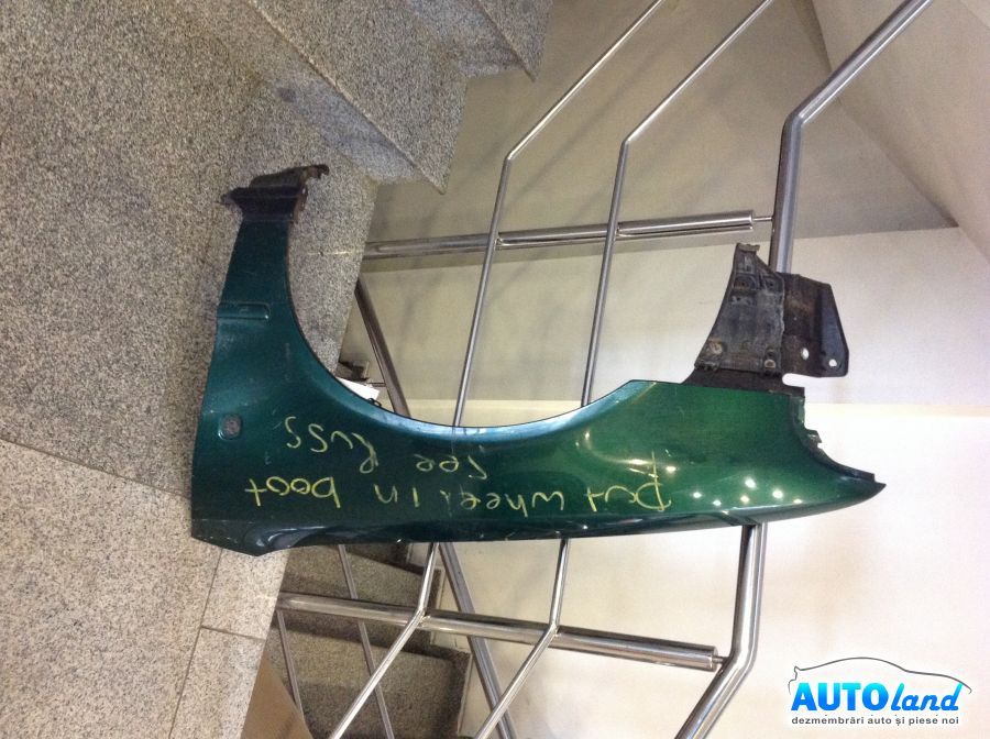 Aripa fata Stanga AUDI A4 Avant (8D5,B5) 1995-2001