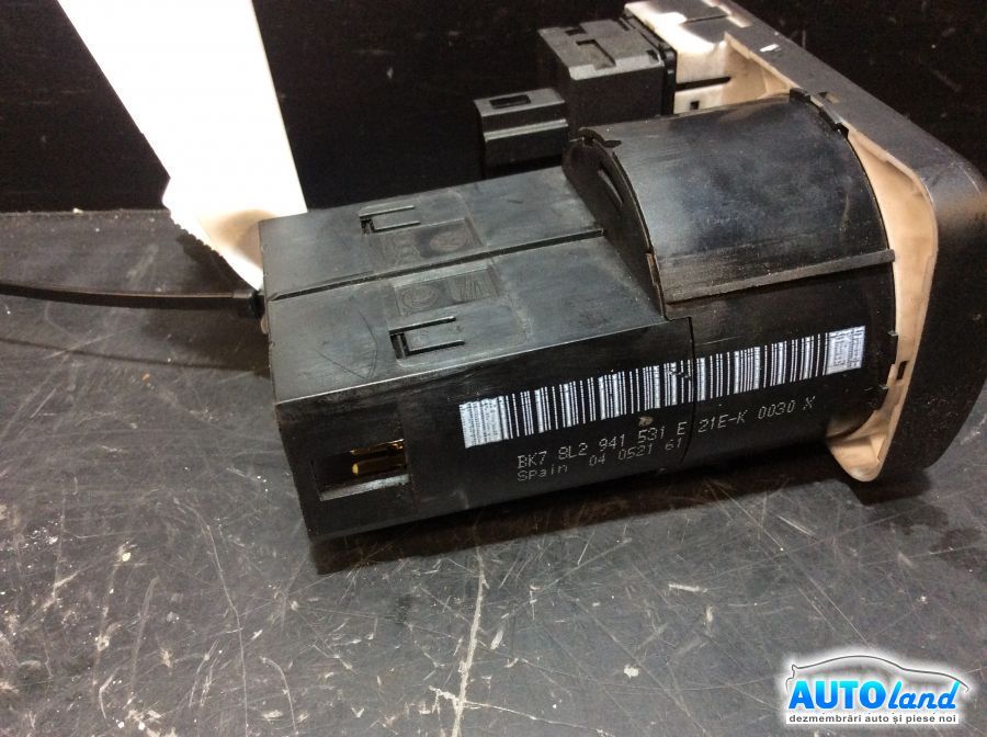 Bloc Lumini AUDI A3 (8P1) 2003-2025 Cod 8L2941531E