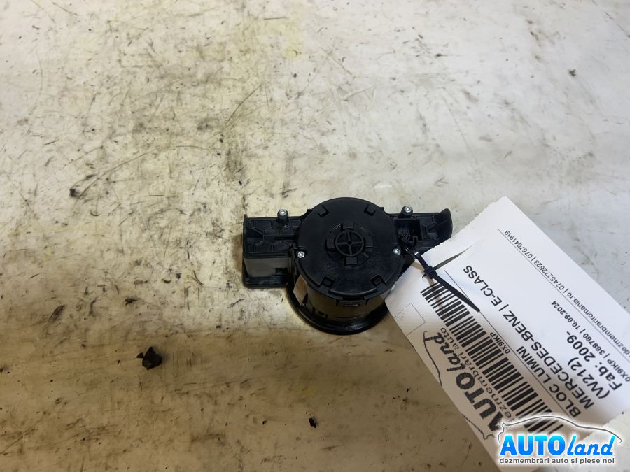 Bloc Lumini MERCEDES-BENZ E-CLASS (W212) 2009-2025 Cod A2129057200