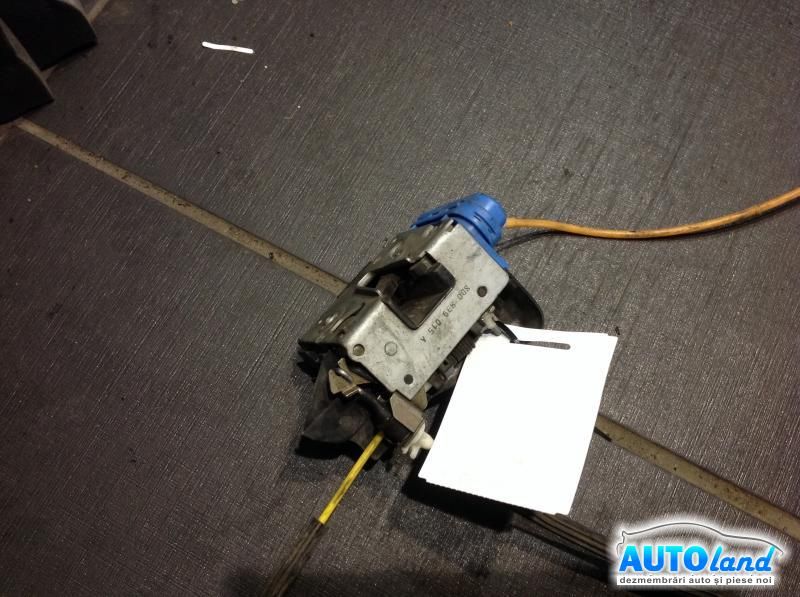 Broasca (Mecanism Inchidere) AUDI A4 (8D2,B5) 1995-2000 Cod 8D0839015