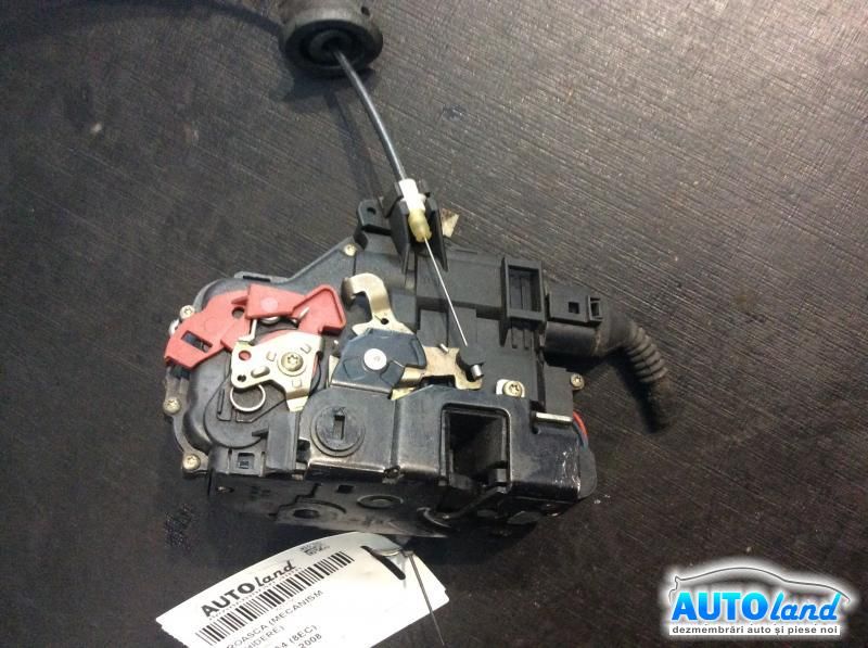 Broasca (Mecanism Inchidere) AUDI A4 (8EC) 2004-2008 Cod 8E0839015C