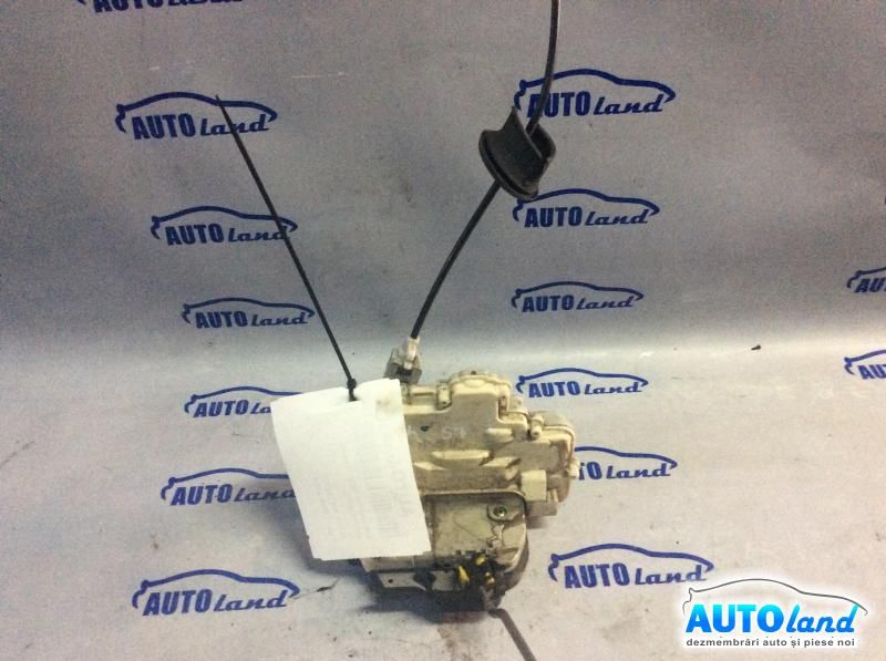 Broasca (Mecanism Inchidere) AUDI A4 (8EC) 2004-2008 Cod 8E2837015AA