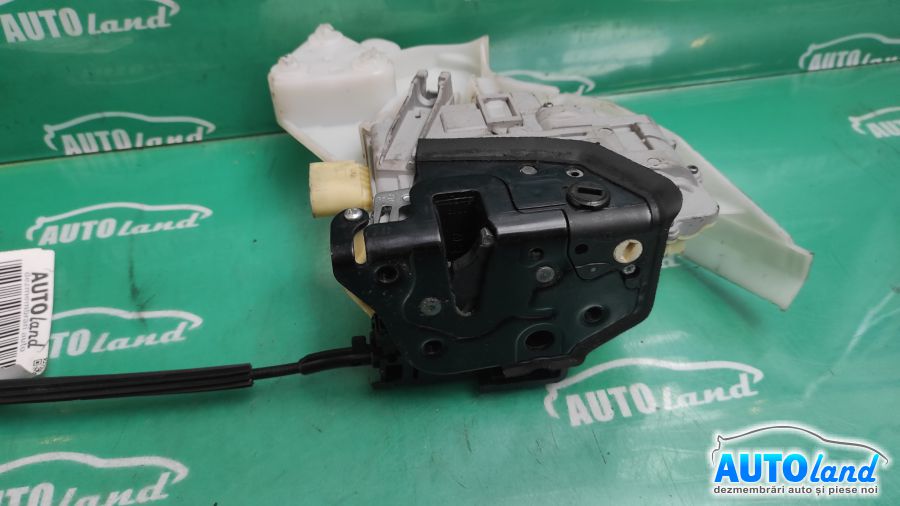 Broasca (mecanism Inchidere) VOLKSWAGEN PASSAT Variant (3C5) 2005-2025 Cod 3C4839016A