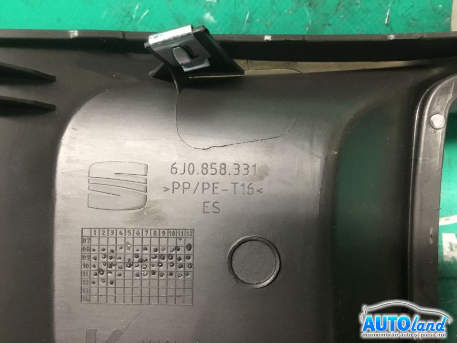 Buton Avarii SEAT IBIZA V (6J5) 2008-2025 Cod 6J0858331