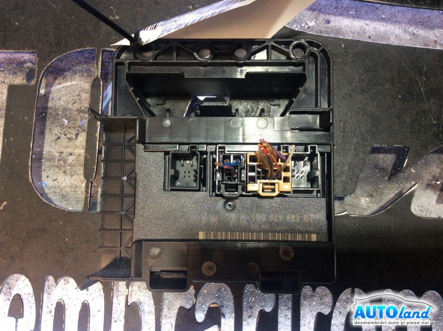 Calculator Confort VOLKSWAGEN GOLF V (1K1) 2003-2025 Cod 1K1907348A