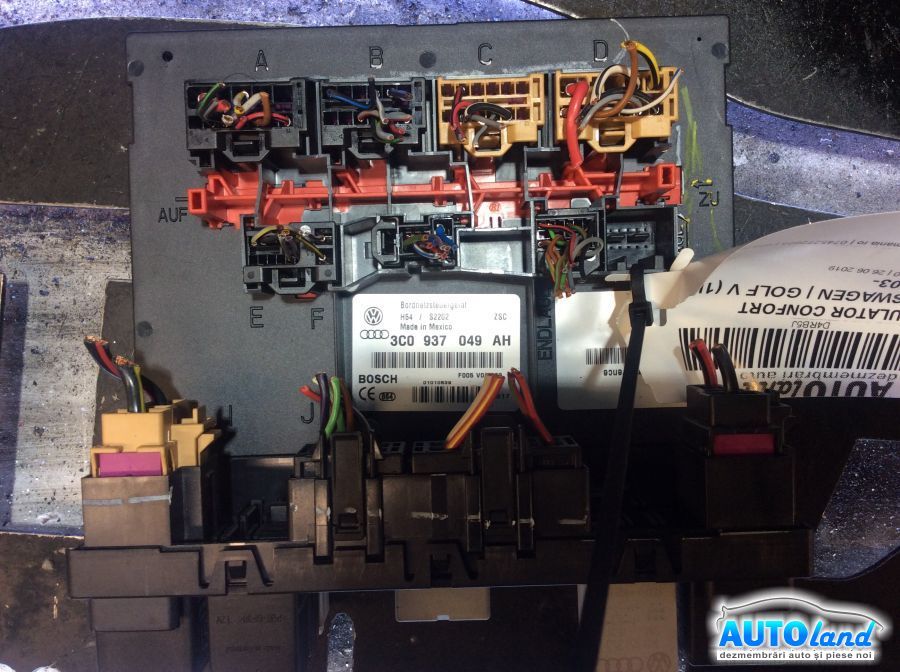 Calculator Confort VOLKSWAGEN GOLF V (1K1) 2003-2025 Cod 3C0937049