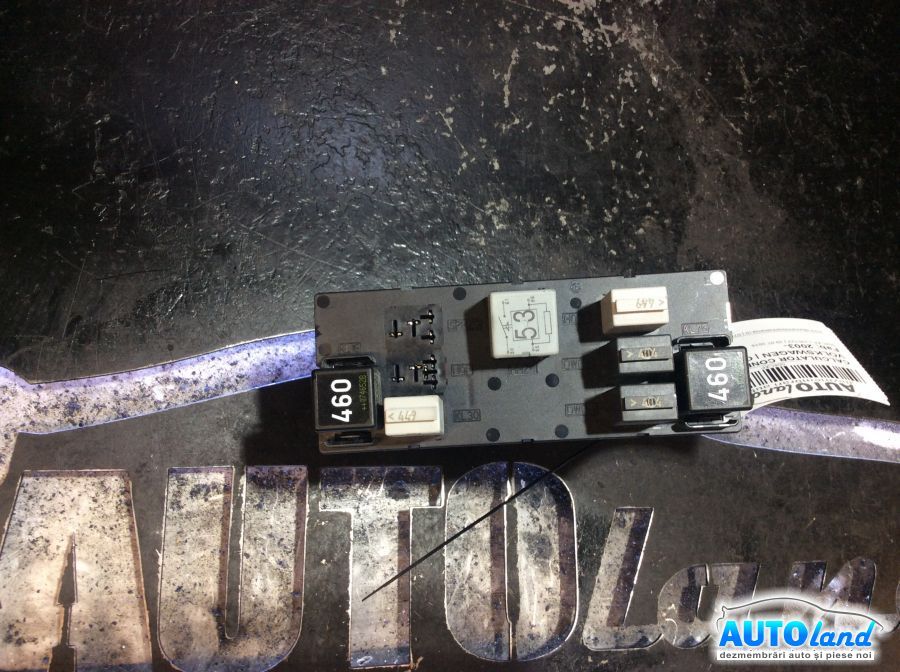 Calculator Confort VOLKSWAGEN GOLF V (1K1) 2003-2025 Cod 3C0937049AJ