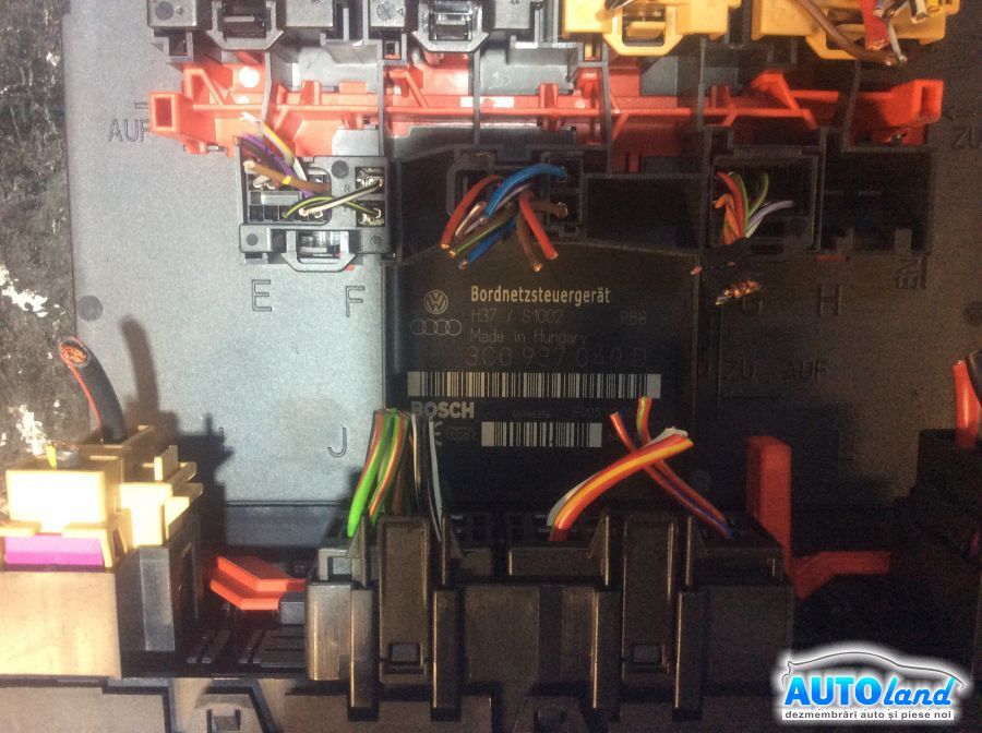 Calculator Confort VOLKSWAGEN GOLF V (1K1) 2003-2025 Cod 3C0937049D