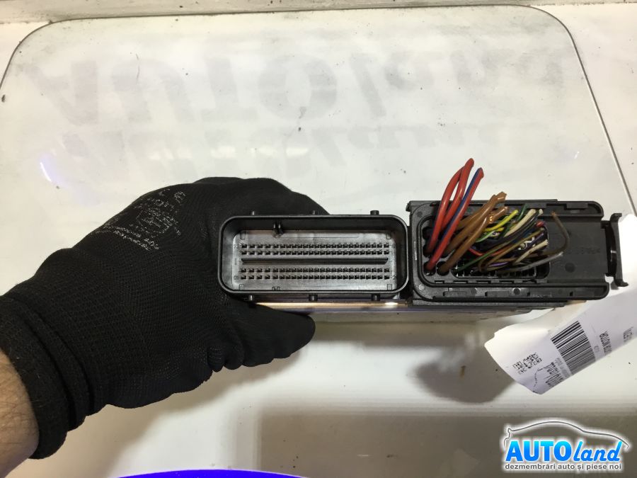 Calculator ECU Motor BMW X5 (E70) 2007-2025 Cod 0281014205