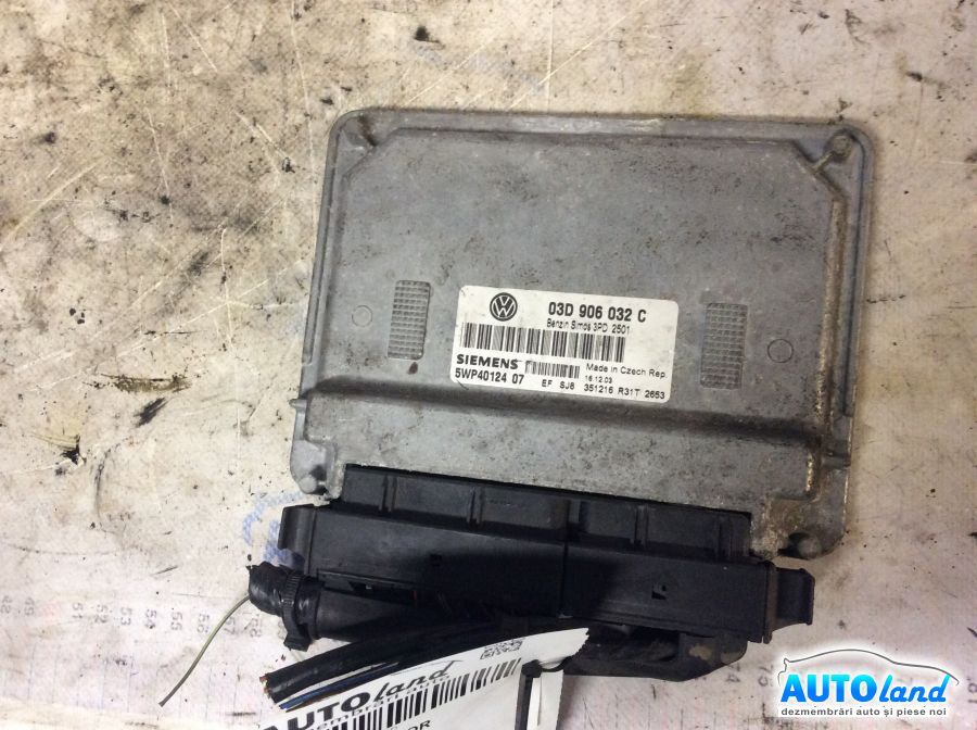 Calculator ECU Motor SKODA FABIA (6Y2) 1999-2025 Cod 03D906032C