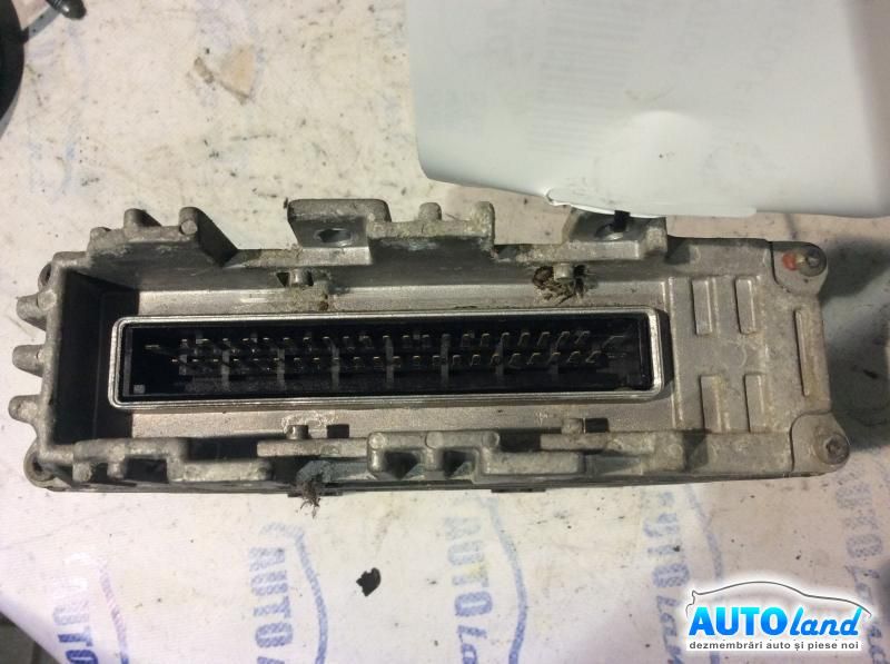 Calculator ECU Motor VOLKSWAGEN GOLF III (1H1) 1991-1997 Cod 030906026C