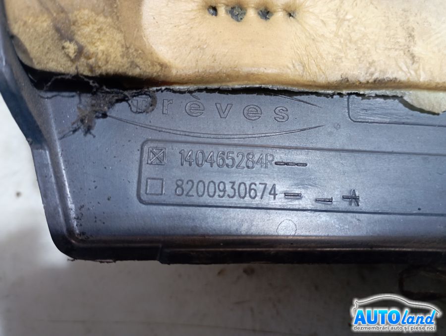 Capac Motor DACIA SANDERO 2008-2025 Cod 8200930674