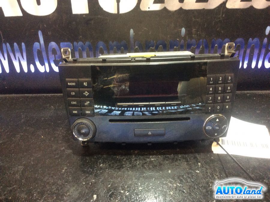 CD Player auto MERCEDES-BENZ C-CLASS (W203) 2000-2025 Cod A2038705089