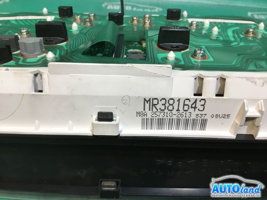 Ceas Bord MITSUBISHI PAJERO PININ (H6_W,H7_W) 1999-2025 Cod MR381643