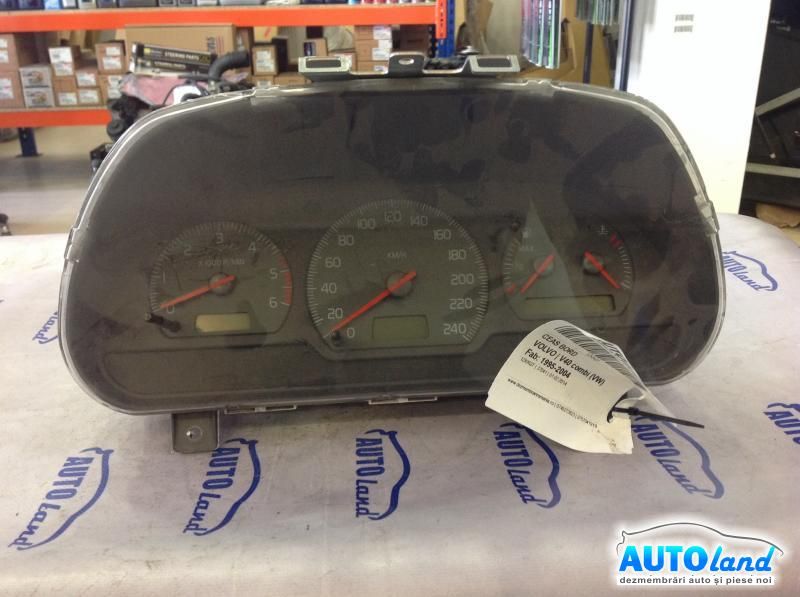 Ceas Bord VOLVO V40 combi (VW) 1995-2004 Cod 30889706