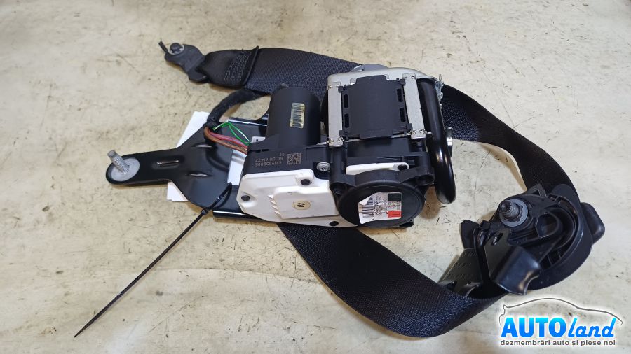 Centura Siguranta MERCEDES-BENZ C-CLASS (W204) 2007-2025 Cod 616774500