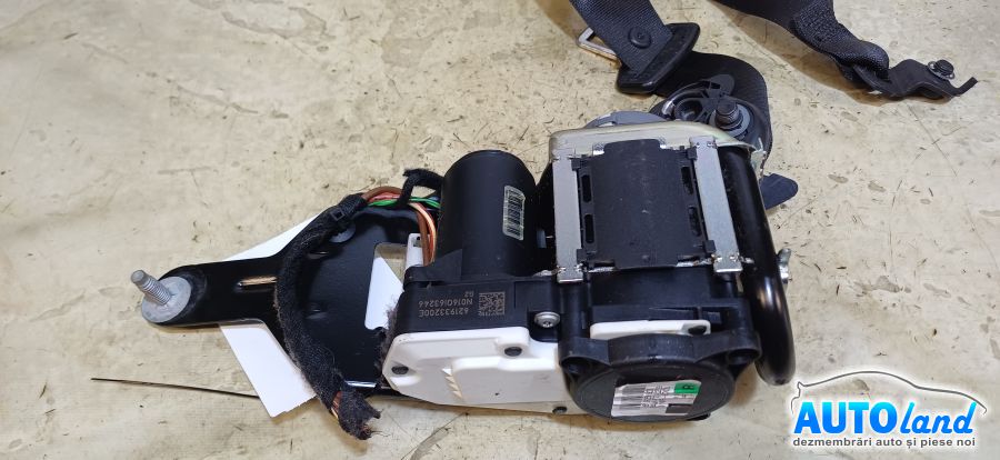 Centura Siguranta MERCEDES-BENZ C-CLASS (W204) 2007-2025 Cod 619060900