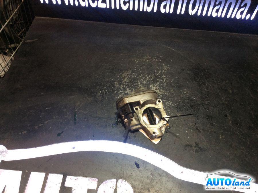 Clapeta Acceleratie AUDI A8 (4E_) 2002-2010 Cod 057128063