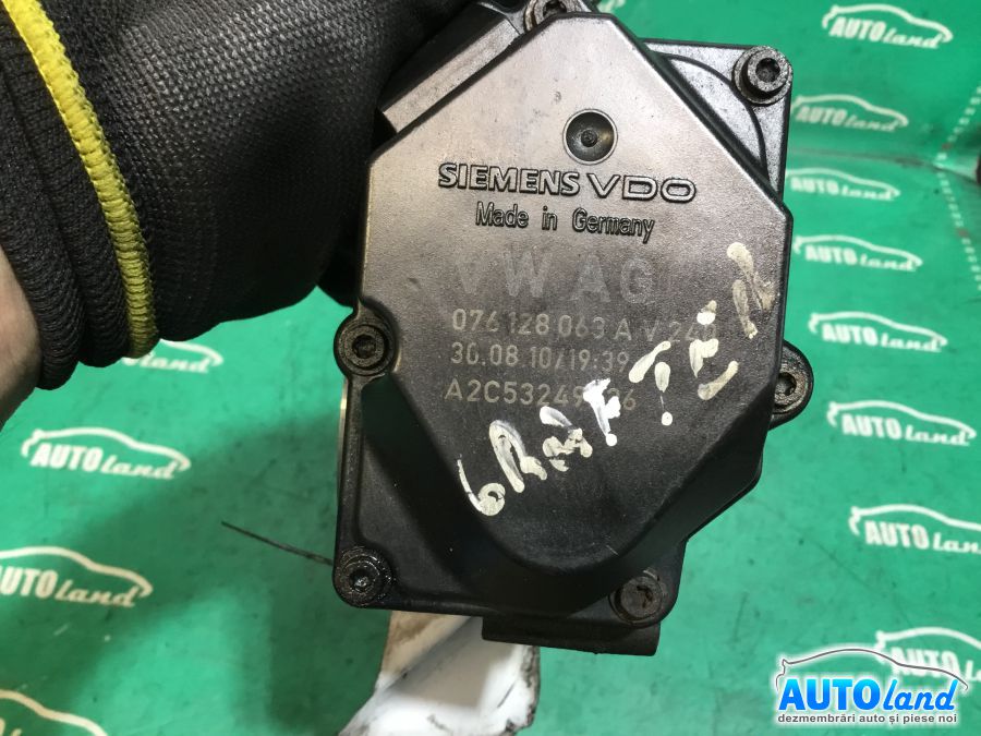 Clapeta Acceleratie VOLKSWAGEN CRAFTER 30-35 bus (2E) 2006-2025 Cod 076128063A