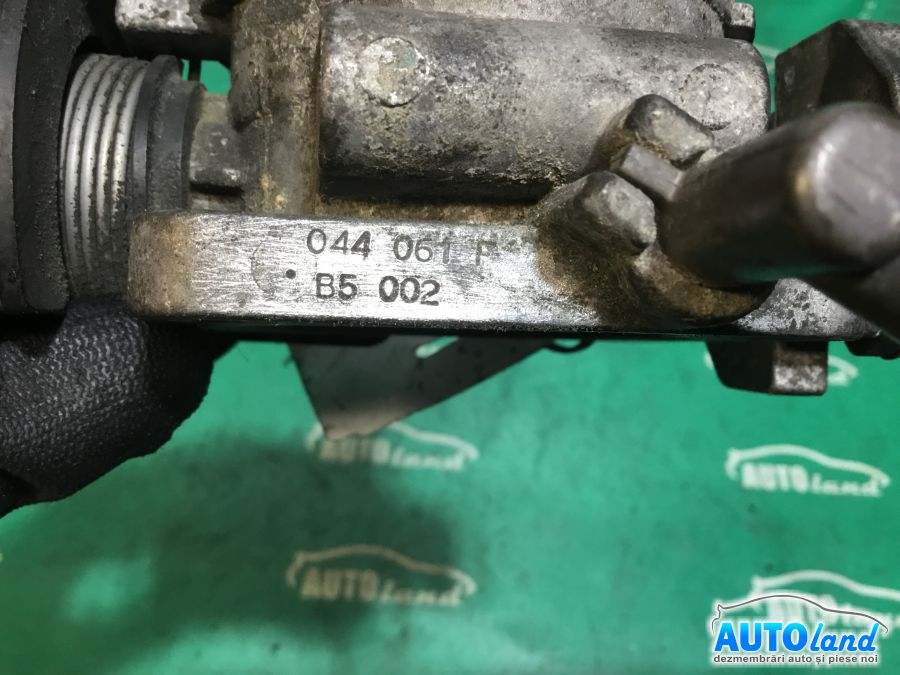 Clapeta Acceleratie VOLKSWAGEN TRANSPORTER IV bus (70XB,70XC,7DB,7DW) 1990-2003 Cod 044061F