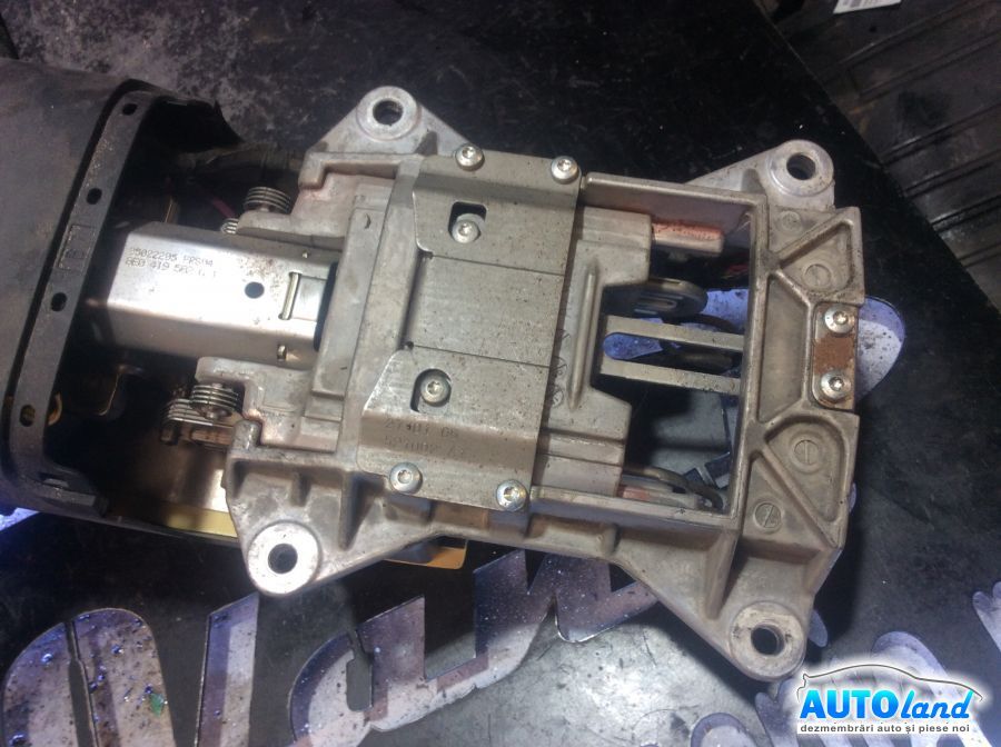Contact cu Chei Auto AUDI A4 (8EC) 2004-2008