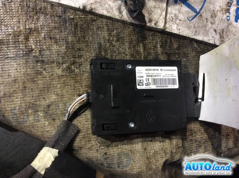 Contact cu Chei Auto RENAULT MEGANE III Hatchback (BZ0/1_) 2008-2025 Cod 285909828R