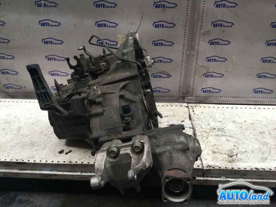 Cutie de viteza manuala HONDA CR-V II (RD) 2002-2006 Cod Z2M1