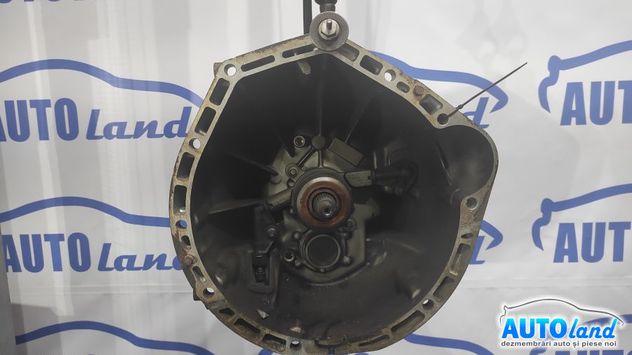 Cutie de viteza manuala MERCEDES-BENZ C-CLASS (W203) 2000-2025 Cod 2032606400