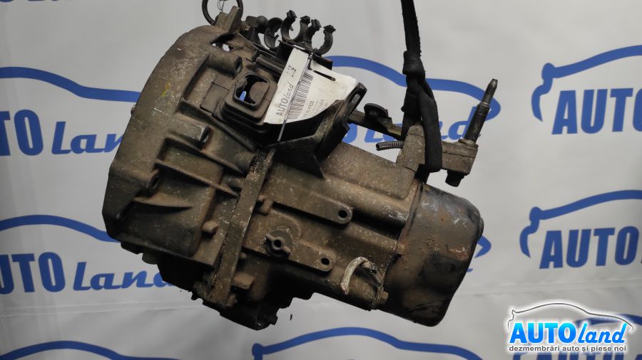 Cutie de viteza manuala RENAULT CLIO II 1998-2001 Cod 7701716380