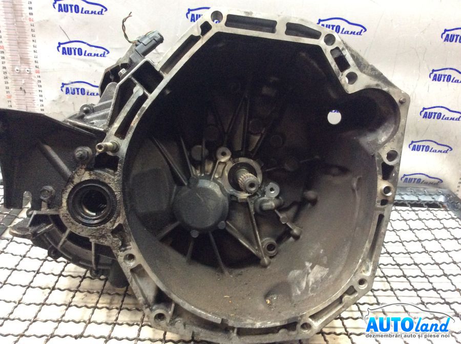 Cutie de viteza manuala RENAULT CLIO III (BR0/1,CR0/1) 2005-2025 Cod 7701700553