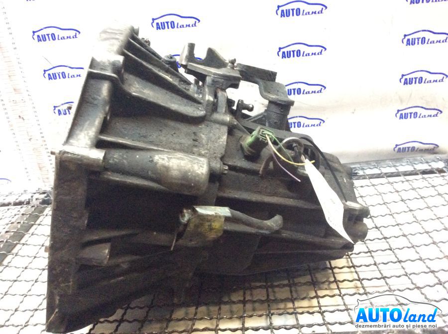 Cutie de viteza manuala RENAULT CLIO III (BR0/1,CR0/1) 2005-2025 Cod 7701700553