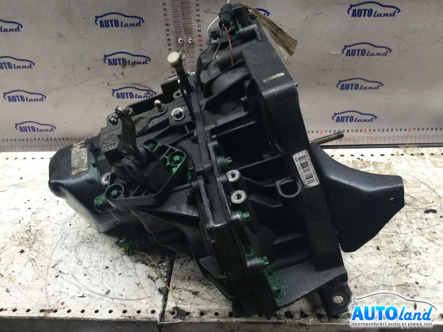 Cutie de viteza manuala RENAULT MEGANE II (BM0/1_,CM0/1_) 2002-2025 Cod 8200114679