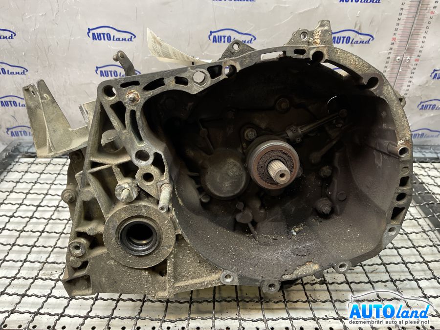 Cutie de viteza manuala RENAULT MEGANE II (BM0/1_,CM0/1_) 2002-2025 Cod 8200210039