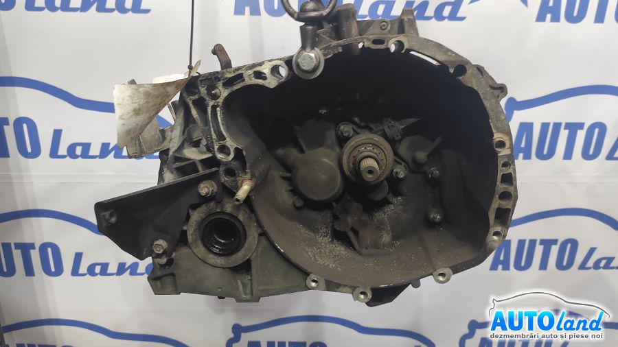 Cutie de viteza manuala RENAULT MEGANE II (BM0/1_,CM0/1_) 2002-2025 Cod 8200210039
