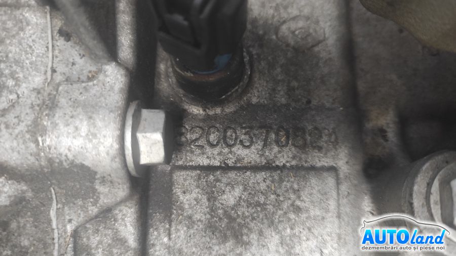 Cutie de viteza manuala RENAULT MEGANE II (BM0/1_,CM0/1_) 2002-2025 Cod 8200370824