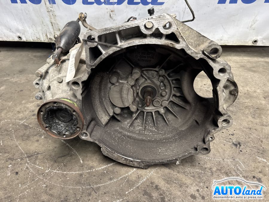 Cutie de viteza manuala VOLKSWAGEN POLO CLASSIC (6KV2) 1995-2002 Cod DFX