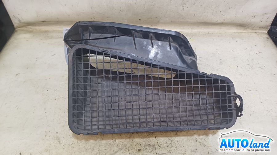 Deflector Aer AUDI A4 Avant (8K5) 2008-2025 Cod 8K1819904