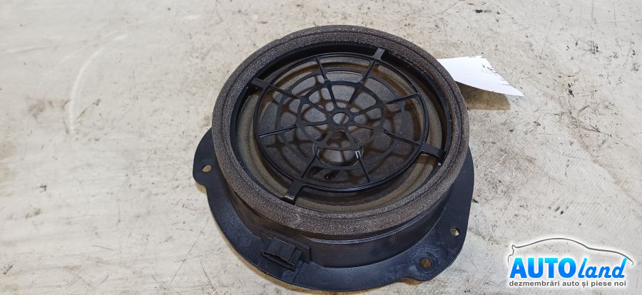 Difuzor/boxa AUDI A4 Avant (B9 8W) 2015-2018 Cod 8W5035411