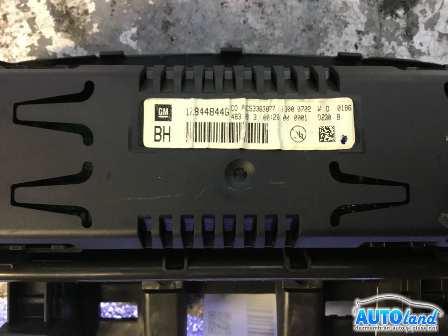 Display CHEVROLET CRUZE 2000-2025 Cod 12844844G