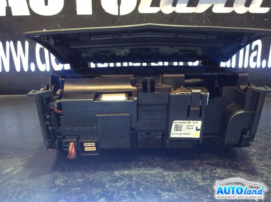 Display MERCEDES-BENZ C CLASS (W204) 2007-2025 Cod A2048204097