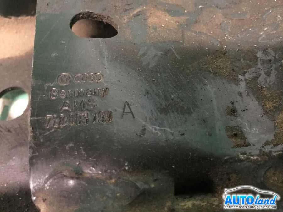 Diverse AUDI Q7 (4L) 2006-2025 Cod 7L8803799A