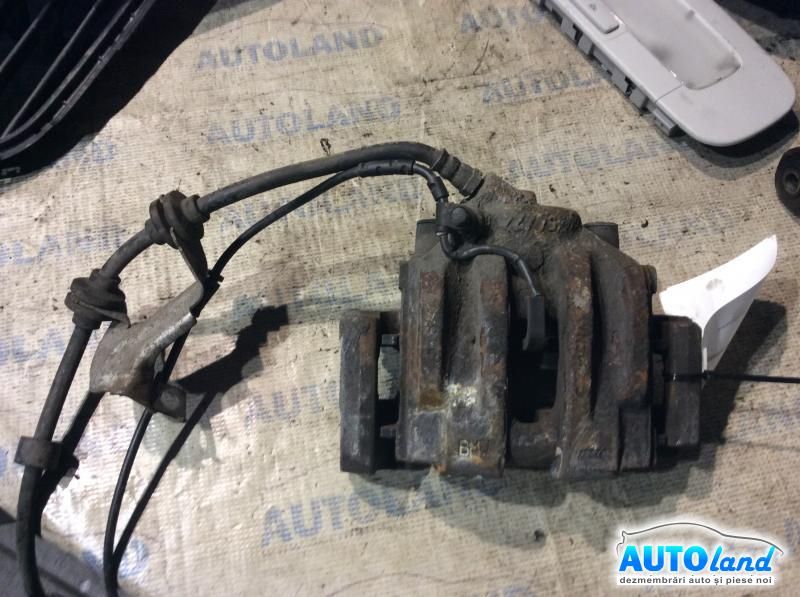 Etrier fata Stanga BMW 1 (E81,E87) 2004-2025