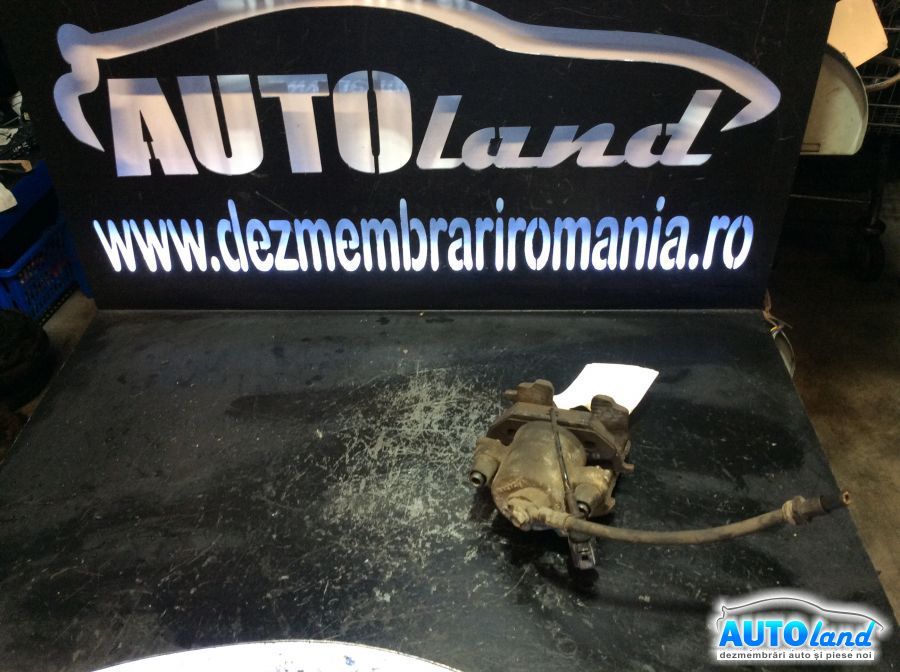 Etrier fata Stanga SKODA FABIA (6Y2) 1999-2025