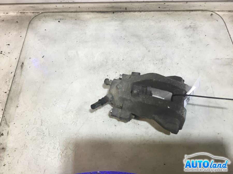 Etrier spate Stanga MERCEDES-BENZ CLS (C219) 2004-2010